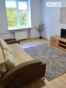Довготривала оренда 2к квартири на вул. Театральна 9/5 • ID 35034367