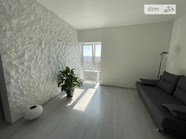Продаж 2к квартири 61 кв. м на вул. Остромирська 35 • ID 35035321