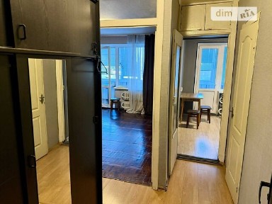 Продаж 1к квартири 38 кв. м на вул. Алексєєнко Надії 108 • ID 35035299