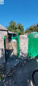 Продається будинок по вул. Сборна з власною свердловиною і газовим опаленням