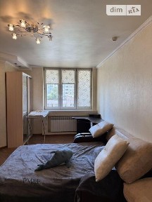 Продаж 2к квартири 88 кв. м на вул. Срібнокільська 1 • ID 35036110