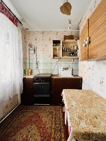 Продам 1 кім 36 кв з електроопаленням