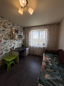 Продам 2к квартиру з ремонтом на Металургів