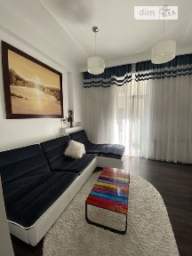 Продаж 3к квартири 70 кв. м на вул. Грушевського 1 • ID 35037149