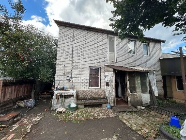 Повноцінний будинок 75 м² р-н кінотеатр Мир 2015 р. б
