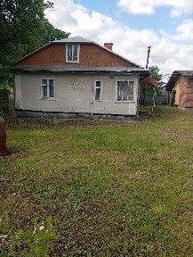 Продаж будинку у Дзвинячі