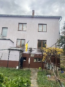 Продам будинок можливо на дві сімі