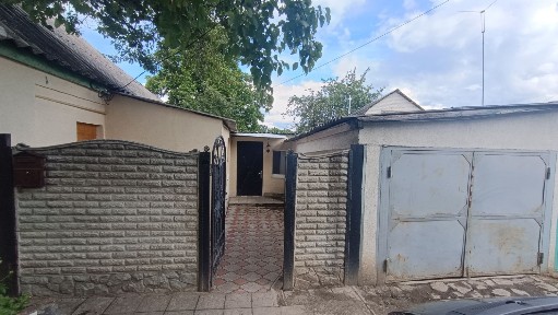 Продаж будинку, Чугуїв. Найкраща пропозиція.