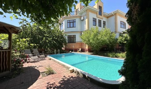 Оренда будинку 460 м², Баштанна вул.