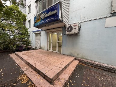 Здам приміщення з окремим входом Бульвар Центральний