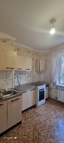 Гарна квартира на Таврійському.