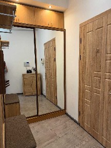Продам простору 3-кімнатну квартиру на вул. Караванського (колишня Жуковського) / центр. Комісія- 0 %