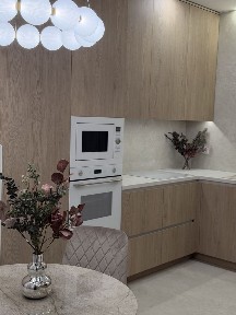 Продаж дизайнерської квартири біля УЖНУ