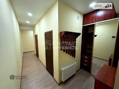 Продаж 1к квартири 72 кв. м на вул. Дмитрівська • ID 35038121