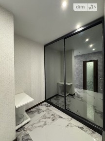 Продаж 1к квартири 63 кв. м на вул. Микільсько-Слобідська 15 • ID 35037860