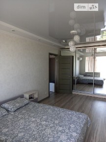 Довготривала оренда 1к квартири на вул. Набережна Перемоги 48 • ID 34951192