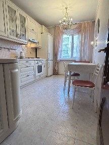 Оренда 3-кімнатної квартири 68 м², Вишгородська вул., 4А