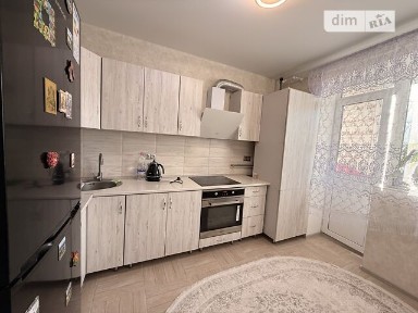 Продаж 1к квартири 42 кв. м на вул. Центральна 45 • ID 35040342