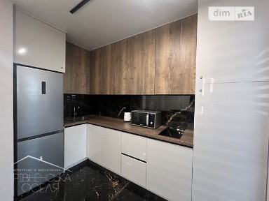Продаж 1к квартири 42 кв. м на вул. Київська 19 • ID 35040266
