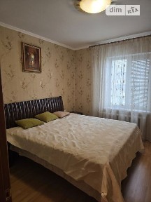 Продаж 3к квартири 73 кв. м на просп. Володимира Івасюка 58А • ID 35039732