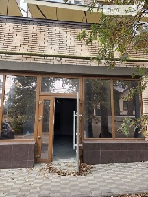 Здається комерційне приміщення на вул. Василя Стуса 64/68, площа 80 кв. м • ID 35039729