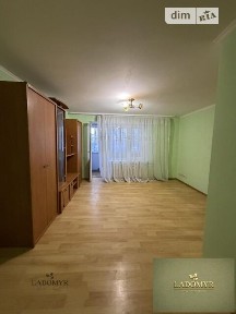 Продаж 1к квартири 34 кв. м на вул. Київська • ID 35039426