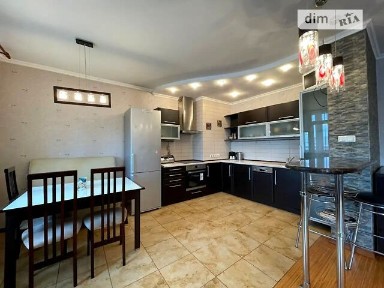 Продаж 4к квартири 107 кв. м на вул. Микільсько-Слобідська 6Б • ID 35039358
