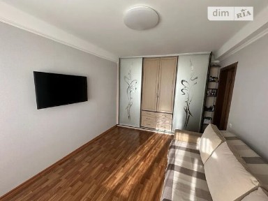 Продаж 2к квартири 43 кв. м на бул. Жуля Верна 13В • ID 35039174