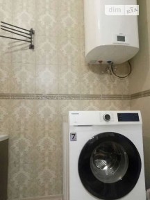 Продаж 3к квартири 116 кв. м на вул. Добровольців 8 • ID 35038833