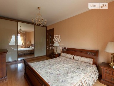 Продаж 3к квартири 75.3 кв. м на бул. Миколи Міхновського 20 • ID 35038745