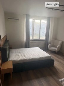 Продаж 2к квартири 94 кв. м на просп. Героїв України • ID 35032855