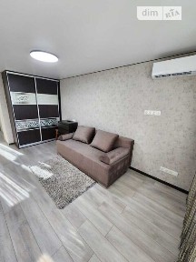 Продаж 1к квартири 31 кв. м на вул. Кучеренка 7 • ID 35019978