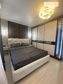 Продаж 2к квартири 65 кв. м на вул. Генерала Мирона Тарнавського • ID 35002904