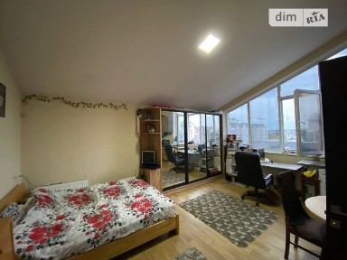 Продаж 1к квартири 29.4 кв. м на вул. Героїв Крут • ID 35043355