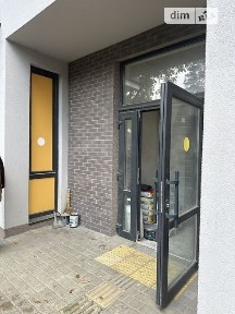 Здається комерційне приміщення на вул. Центральна, площа 122 кв. м • ID 35040680