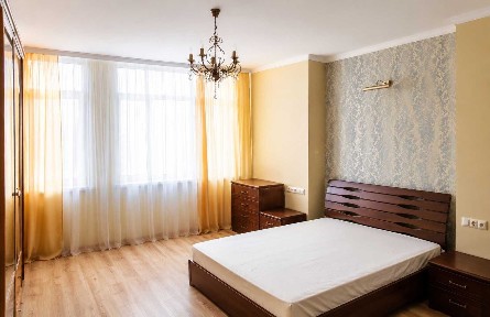 Продаж 2-кімнатної (95м²) укомплектованої квартири в м. Київ, вул. Анни Ахматової, 22, Власник
