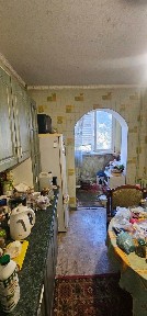 Продается трехкомнатная квартира Южная!