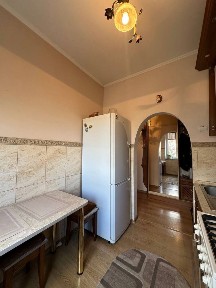 Продаж квартири вул. Золота (церква Анни)