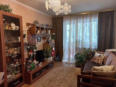 Продаж 3к кв вул. Петра Ніщинського 12 до ст. м. Вокзальна 1.8км