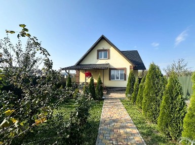 Оренда власного будинку на 1 рік по вулиці Дачній! )Тиха та спокійна вулиця.