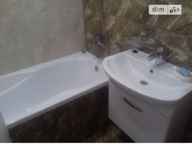 Продаж 1к квартири 33 кв. м на просп. Людвіга Свободи 24 • ID 35043947