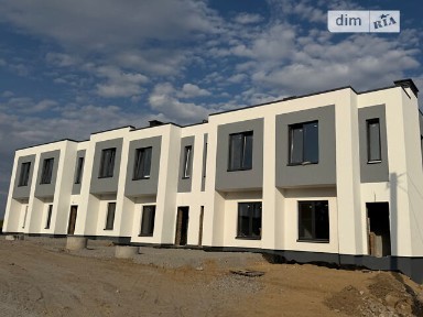 Продаж 2 поверхового таунхауса 77 кв. м, 3 кімнати, на вул. Єсеніна • ID 35033586