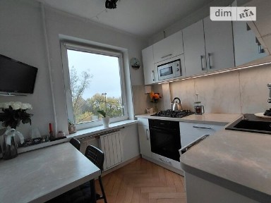 Довготривала оренда 2к квартири на вул. Прирічна 17 • ID 35046671