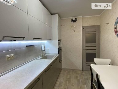 Продаж 3к квартири 65 кв. м на вул. Сім'ї Глодан • ID 35046698