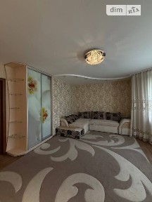 Продаж 2к квартири 67.7 кв. м на вул. Теплична 42 • ID 35046488