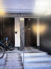 Продаж 3к квартири 72 кв. м на вул. Гната Юри 6, кв. 6 • ID 35046290