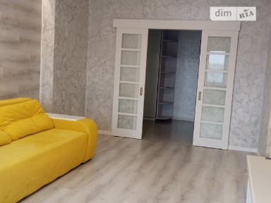 Продаж 2к квартири 87 кв. м на вул. Чорних Запорожців 26А • ID 35045721