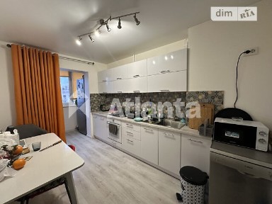 Продаж 3к квартири 65 кв. м на вул. Скидановська • ID 35045691