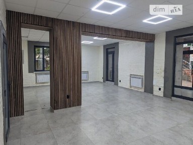 Здається комерційне приміщення на вул. Соборна 260, площа 61 кв. м • ID 35045096