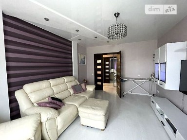 Продаж 3к квартири 66 кв. м на вул. Набережна Перемоги 134 • ID 35045200